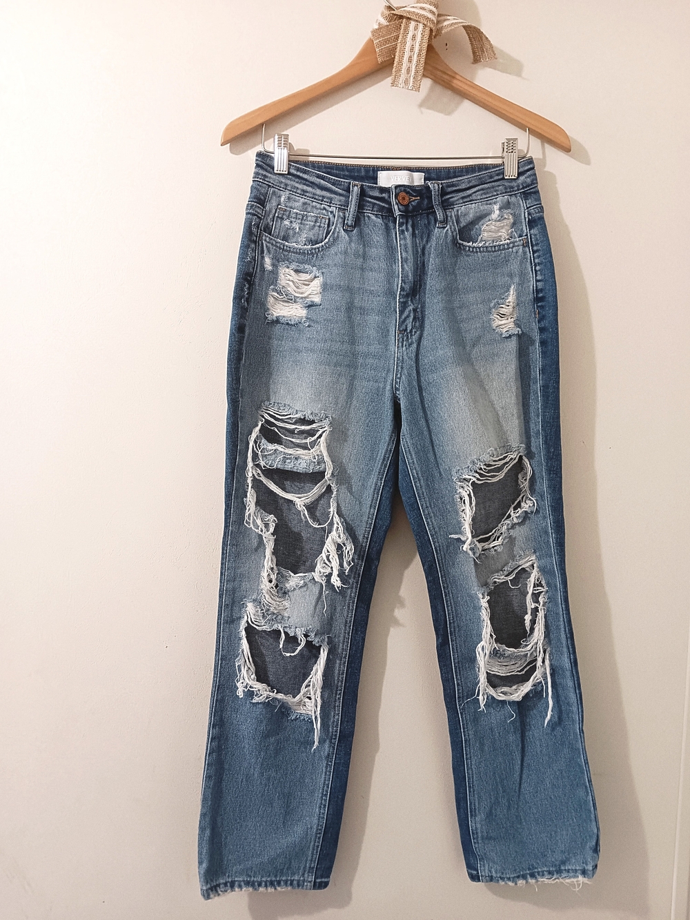 VERVET 90s HIGH RISE DISTRESSED TWO TONE DENIM BOYFRIEND STRAIGHT LEG JEANS 27